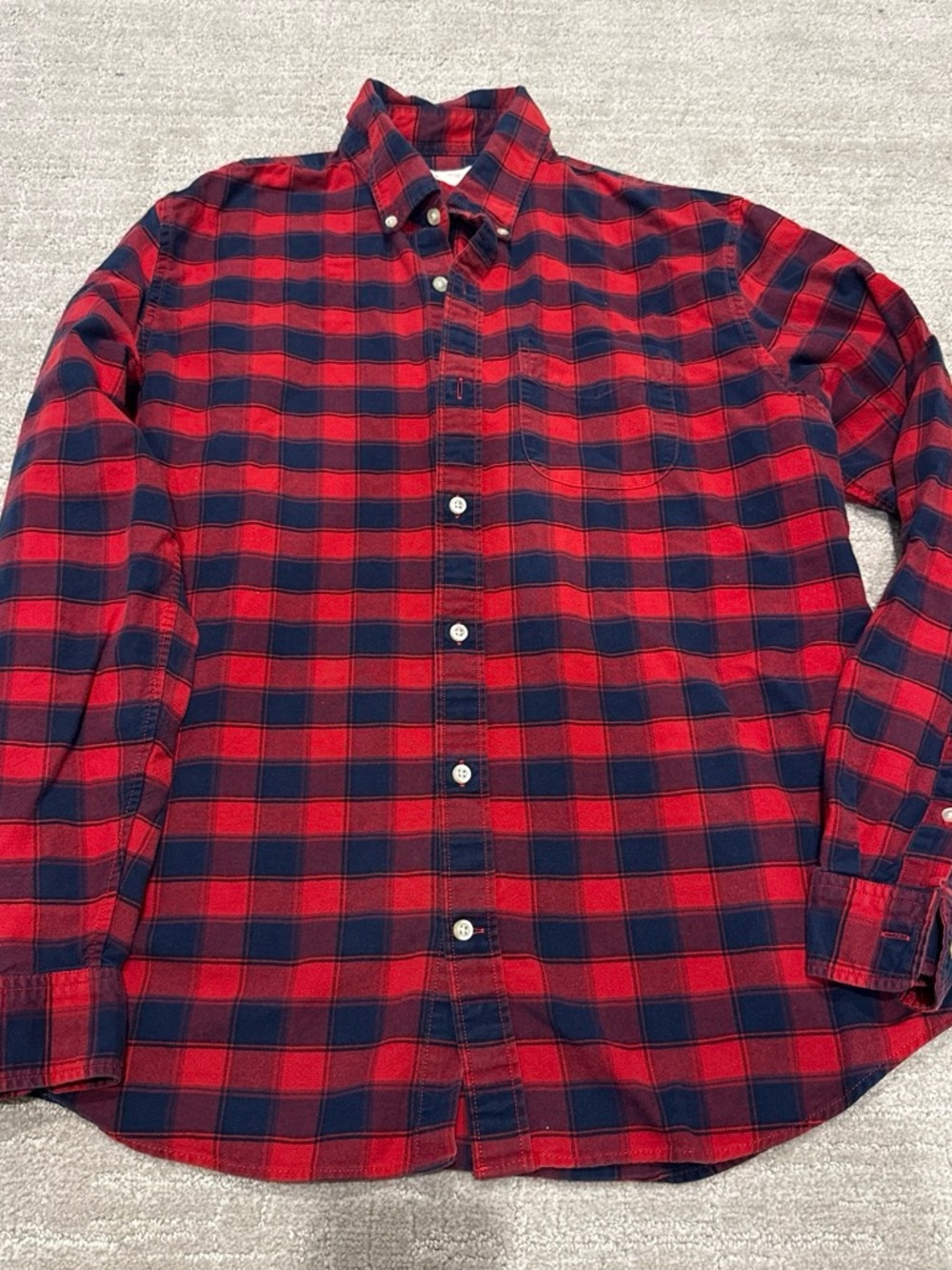 GAP Men's Red and Navy Plaid Button-Down Shirt